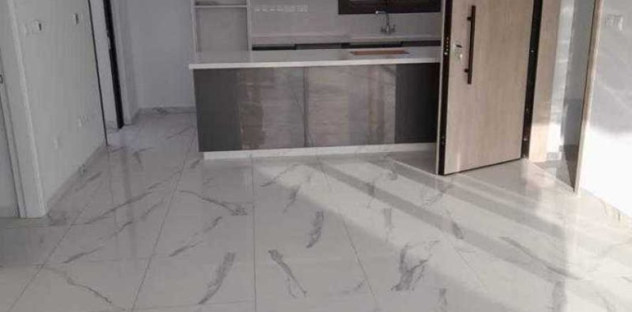 2 bedrooms Apartment in Limassol, Cyprus No. 32654