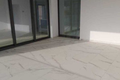 2 bedrooms Apartment in Limassol, Cyprus No. 32654 4