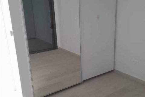 2 bedrooms Apartment in Limassol, Cyprus No. 32654 8
