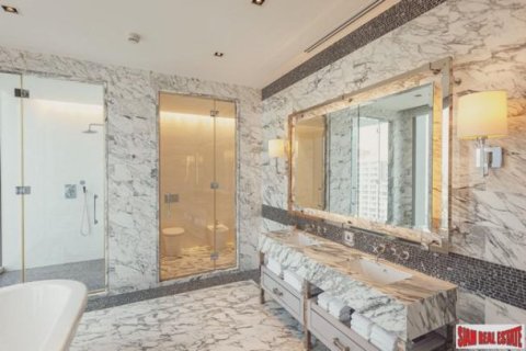 3 bedrooms Apartment in Bangkok, Thailand No. 97237 16