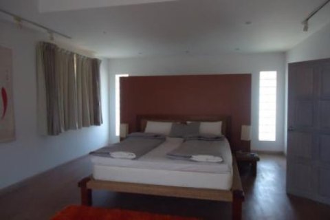 4 bedrooms Land in Ko Lanta Yai, Thailand No. 96569 12