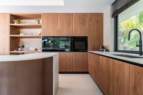 Вилла с 5 спальнями в Tan Xuan, Вьетнам №83970 24