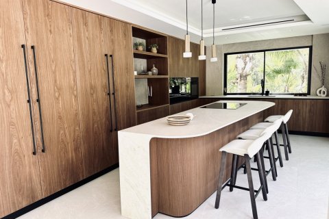 Вилла с 5 спальнями в Tan Xuan, Вьетнам №83970 16