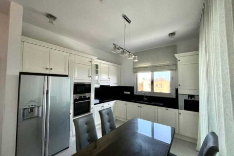 Квартира с 3 спальнями в Агиос Тихонас, Кипр №65891 3