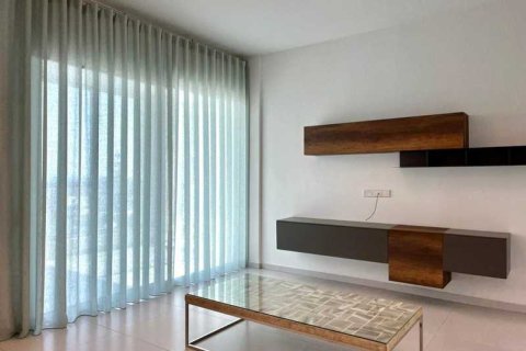 Квартира с 3 спальнями в Агиос Тихонас, Кипр №65891 1