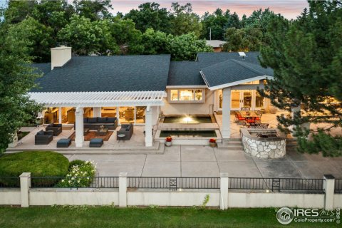 4 bedrooms House in Boulder, USA No. 104525 26