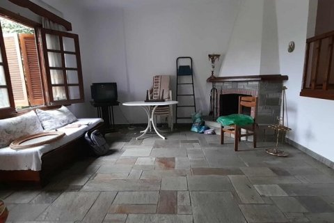 Дом с 5 спальнями в Салоники, Греция №113009 5