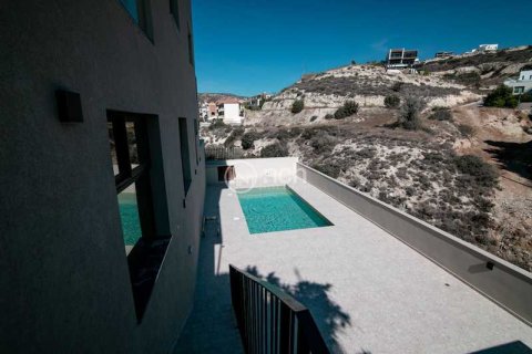 3 bedrooms Villa in Agios Tychonas, Cyprus No. 76570 4