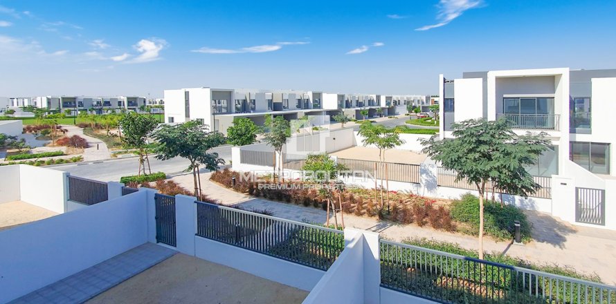 3 bedrooms Townhouse in Villanova, UAE No. 118689