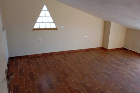 101m² Apartment in Argyroupoli, Greece No. 107569 19