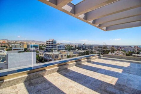 3 bedrooms Apartment in Limassol, Cyprus No. 106341 11
