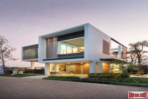 3 bedrooms Villa in Bangkok, Thailand No. 96980 8