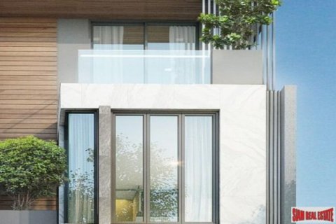 3 bedrooms Villa in Bangkok, Thailand No. 96980 2