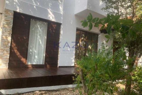 4 bedrooms House in Laneia, Cyprus No. 73705 4