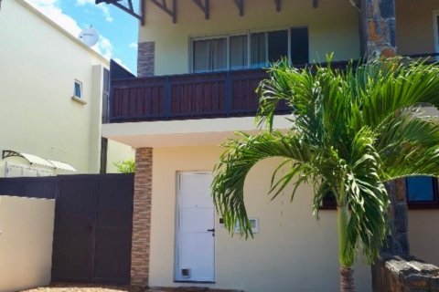 3 bedrooms Townhouse in Pointe aux Piments, Mauritius No. 109729 1