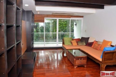 2 bedrooms Apartment in Bangkok, Thailand No. 96992 4