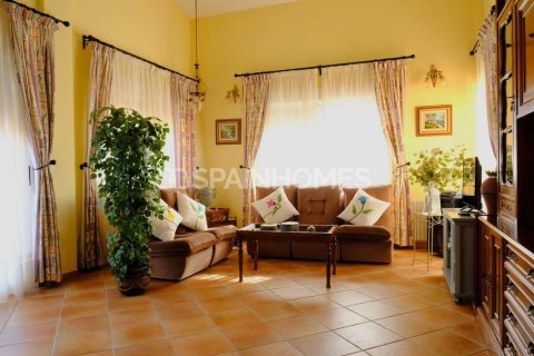 5 bedrooms Villa in Tan Binh, Vietnam No. 88325 23