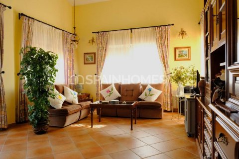 5 bedrooms Villa in Tan Binh, Vietnam No. 88325 24