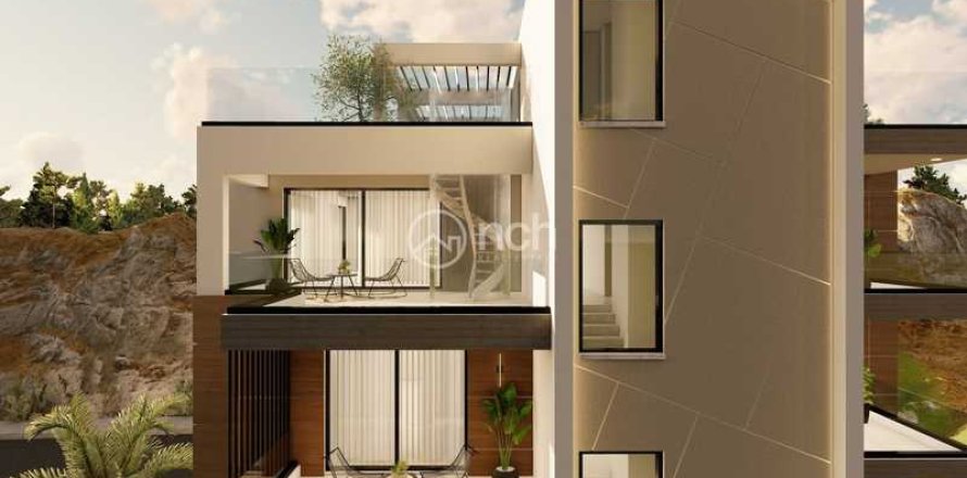 3 bedrooms Apartment in Limassol, Cyprus No. 34944