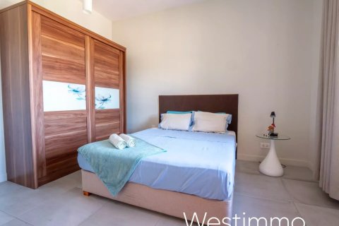 3 bedrooms Apartment in Black River, Mauritius No. 79800 13