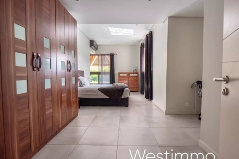 3 bedrooms Apartment in Black River, Mauritius No. 79800 9