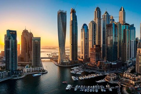 3 dormitorios  en Dubai, UAE No. 85068