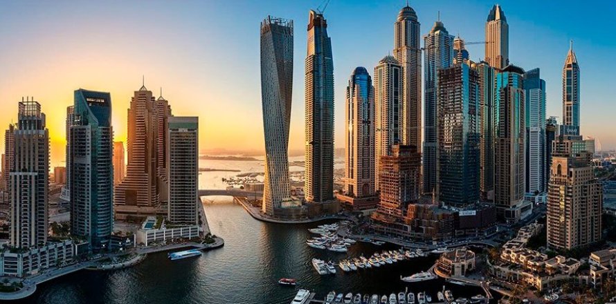 3 dormitorios  en Dubai, UAE No. 85068