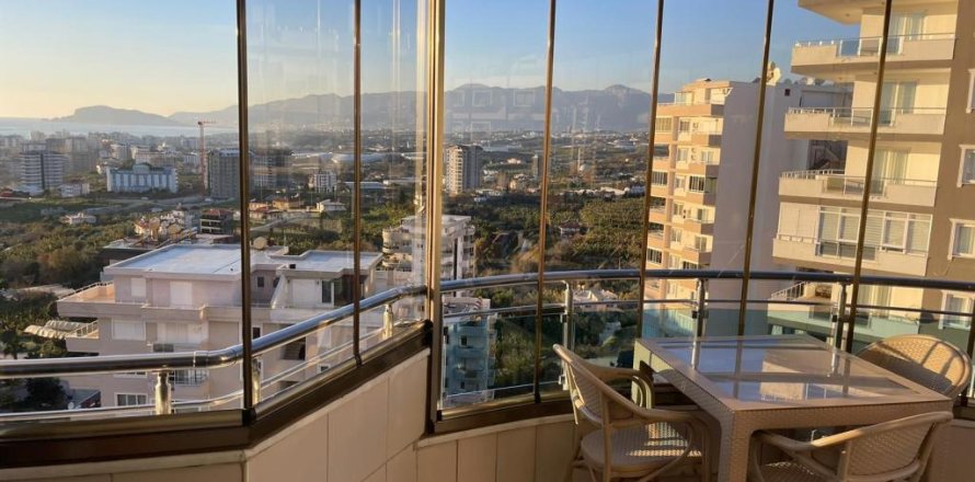 4 rooms Appartement à Mahmutlar, Turkey No. 21455