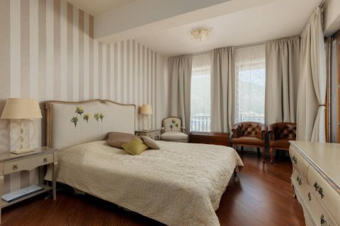 2 bedrooms Apartment in Kotor, Montenegro No. 66960 15
