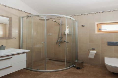 2 bedrooms Apartment in Kotor, Montenegro No. 66960 18