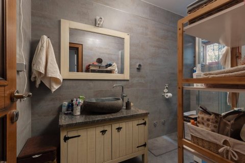 2 bedrooms Apartment in Kotor, Montenegro No. 66960 17