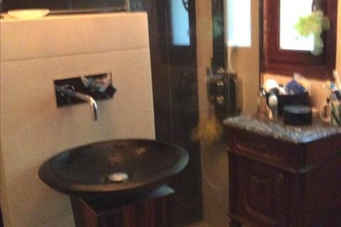 4 bedrooms House in Vari, Greece No. 59185 9