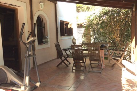 4 bedrooms House in Vari, Greece No. 59185 4