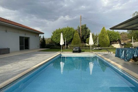 4 bedrooms House in Palodeia, Cyprus No. 66532 1