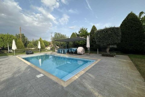 4 bedrooms House in Palodeia, Cyprus No. 66532 9