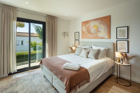 4 bedrooms Villa in Thuan Nam, Vietnam No. 27571 10