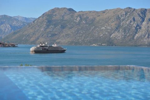 3 bedrooms Apartment in Kotor, Montenegro No. 84671 17