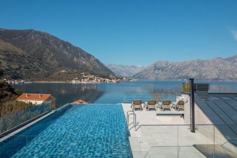 3 bedrooms Apartment in Kotor, Montenegro No. 84671 22