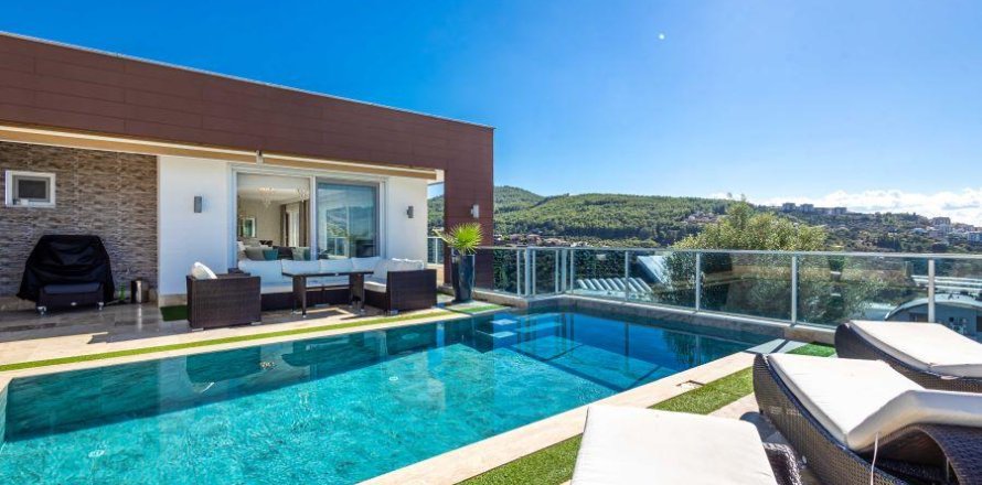 4 rooms Villa à Kargicak, Turkey No. 122411