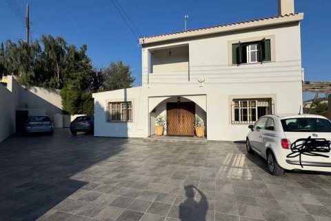 Дом с 4 спальнями в Агиос Тихонас, Кипр №79885 1