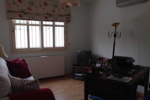 Дом с 4 спальнями в Агиос Тихонас, Кипр №79885 10