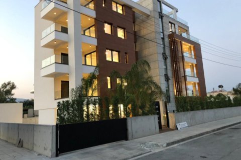 3 dormitorios Apartment en Limassol, Cyprus No. 106531 1