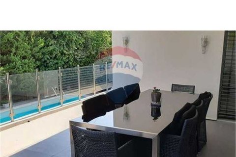 4 bedrooms Villa in Limassol, Cyprus No. 52600 4