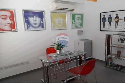 4 bedrooms Villa in Limassol, Cyprus No. 52600 7