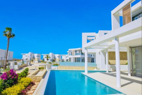 5 bedrooms Villa in Paphos, Cyprus No. 104523 8