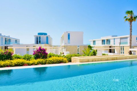 5 bedrooms Villa in Paphos, Cyprus No. 104523 10