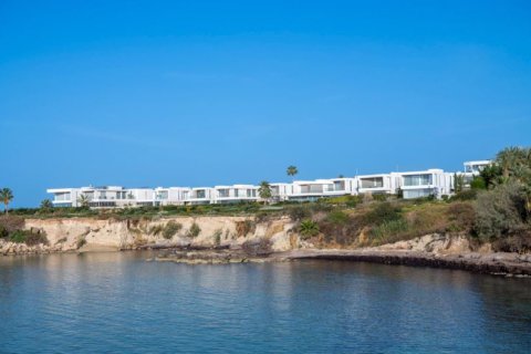 5 bedrooms Villa in Paphos, Cyprus No. 104523 17