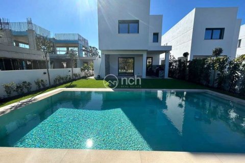 5 bedrooms House in Strovolos, Cyprus No. 78937 4