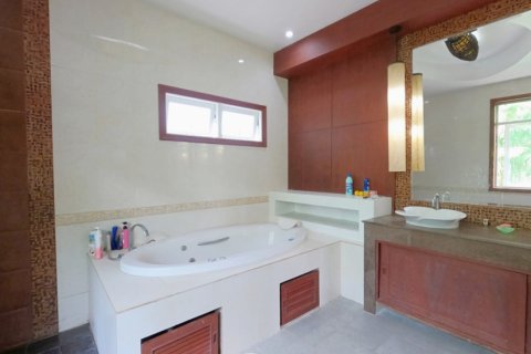 6 bedrooms Villa in Kathu, Thailand No. 96430 11