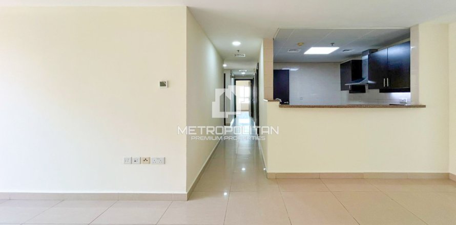 3 bedrooms Apartment in Nha Be, Vietnam No. 93803